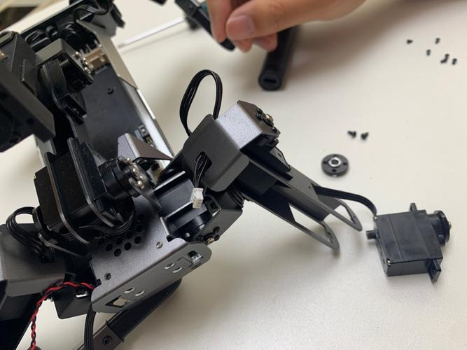 How to Replace a Servo (Step-by-Step Guide for Beginners and Hobbyists)