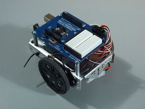 How to Use Servo Motors with Arduino: A Complete Guide to the Standard Servo Library